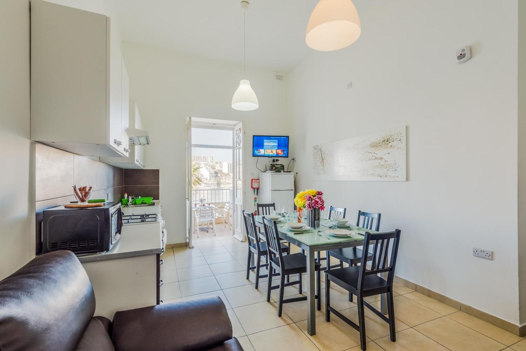 Blue Harbour 2 Bedroom Seafront Apartments With Stunning Seaviews - By Getawaysmalta St. Paul's Bay Exteriör bild